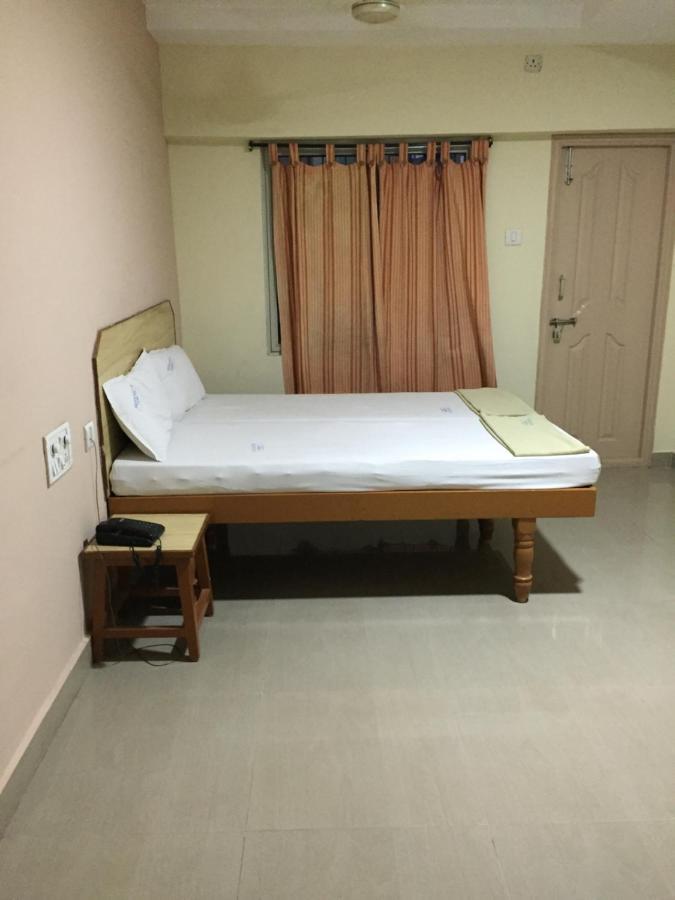 Hotel Suprabath Towers Tirupati Eksteriør billede