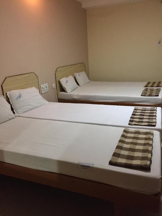 Hotel Suprabath Towers Tirupati Eksteriør billede