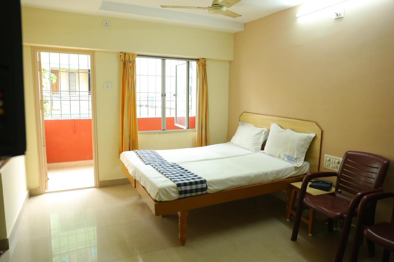 Hotel Suprabath Towers Tirupati Eksteriør billede